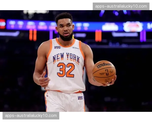 老鹰尼克斯G1末节逆转 布伦森关键三分定胜局